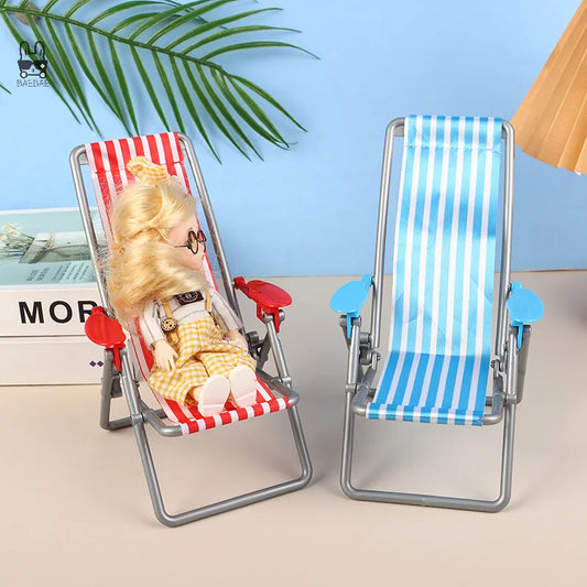 1/6 Dollhouse Mini Foldable Beach Chair Model Dollhouse Outdoor Casual Reclining Chair Dolls House Furniture Decoration